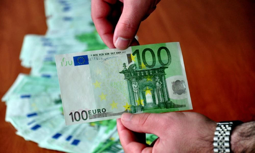 Ρόδος: Είχε φτιάξει εργαστήριο παραγωγής πλαστών χαρτονομισμάτων